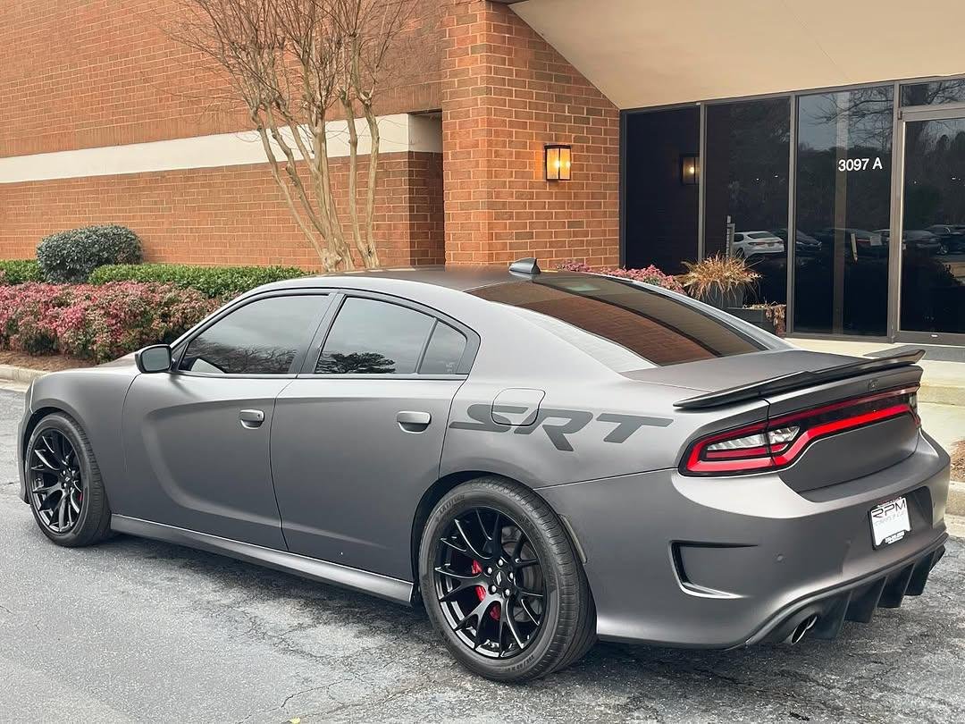 2019 Dodge Charger Scat Pack - Image 5
