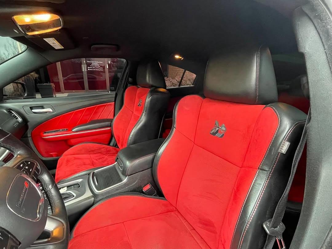 2019 Dodge Charger Scat Pack - Image 6