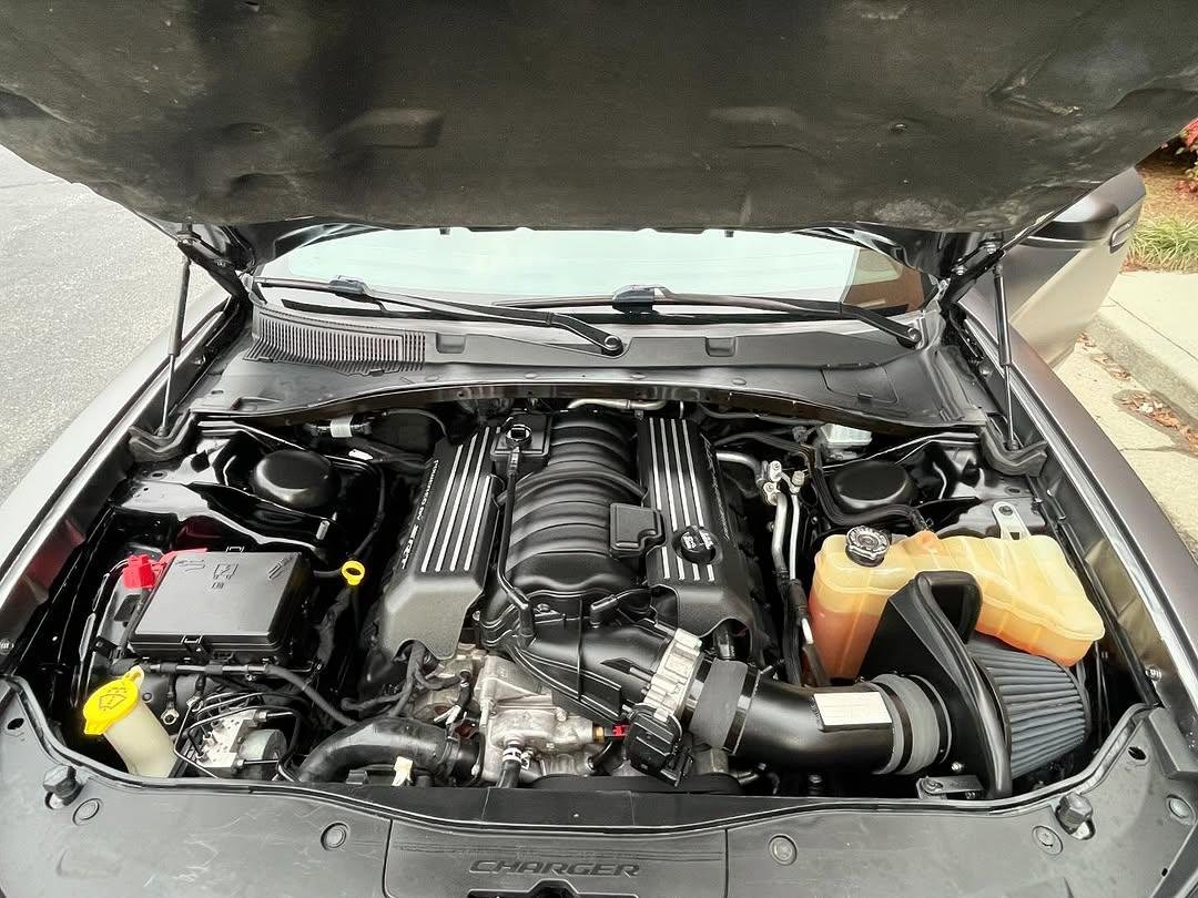2019 Dodge Charger Scat Pack - Image 10