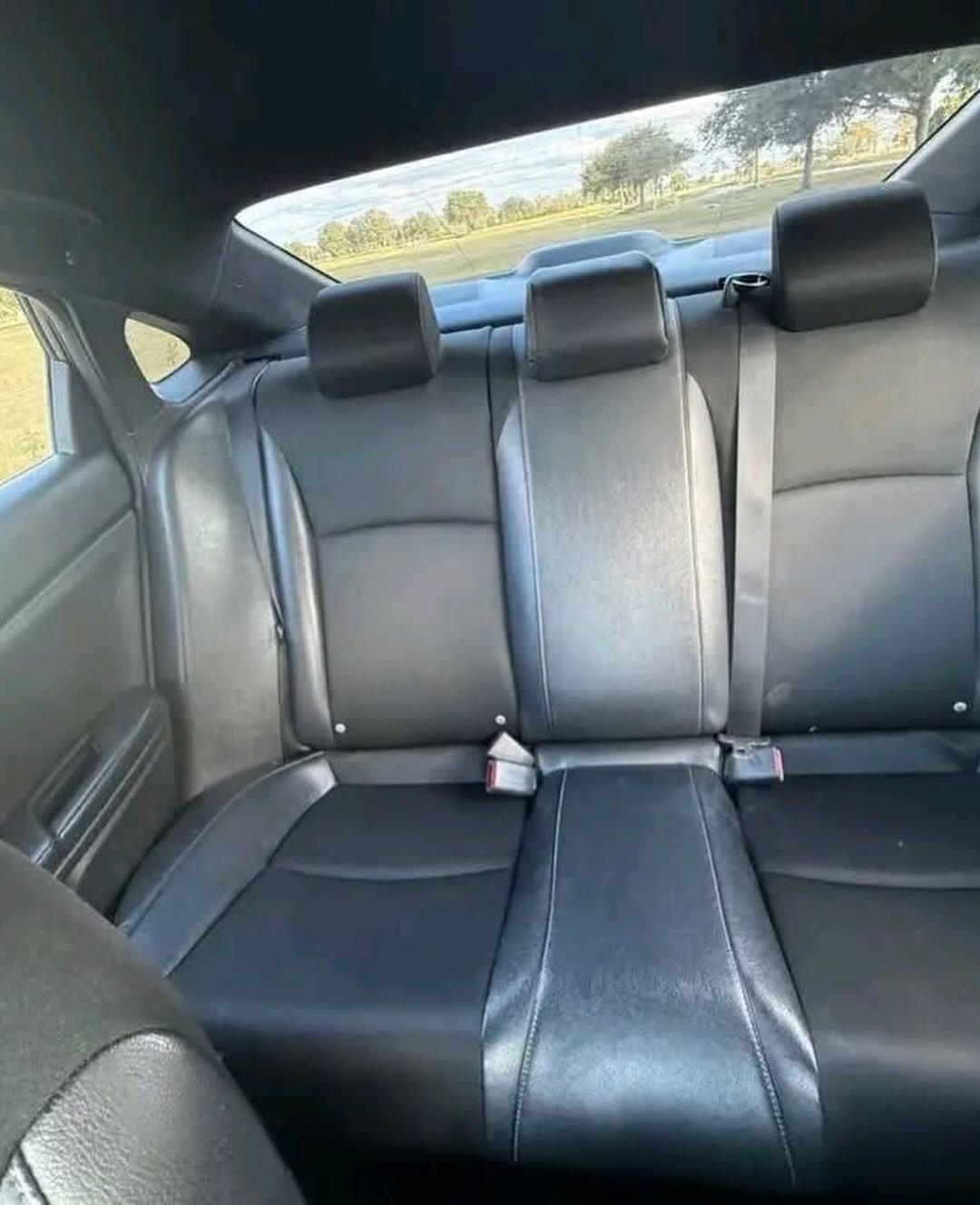 HONDA CIVIC 2019 - Image 7