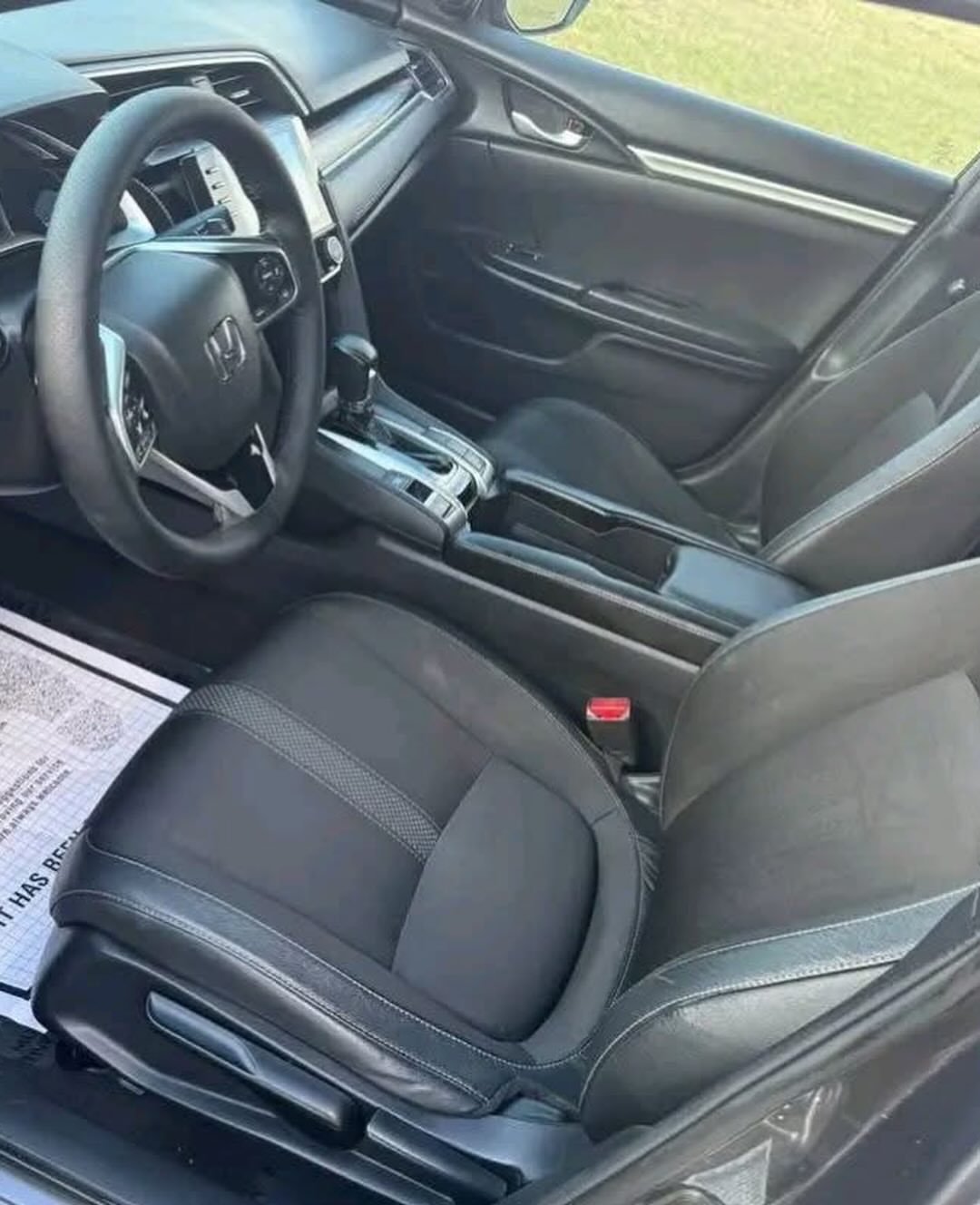 HONDA CIVIC 2019 - Image 10